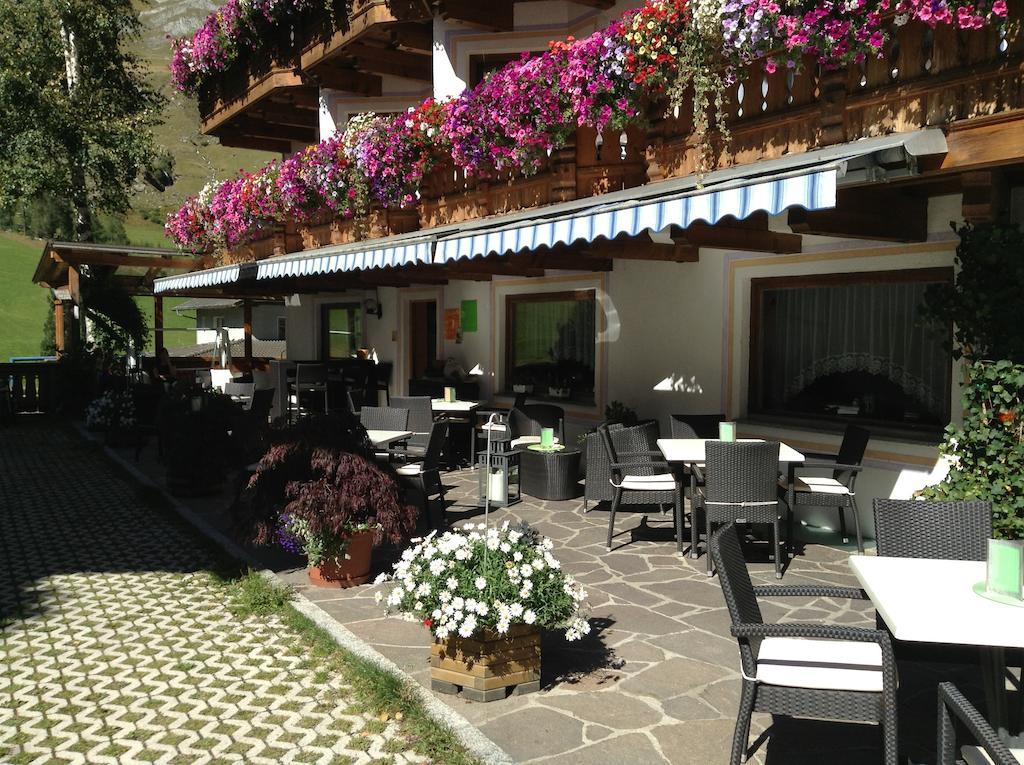 Hotel Das Lisann Pfelders Bagian luar foto